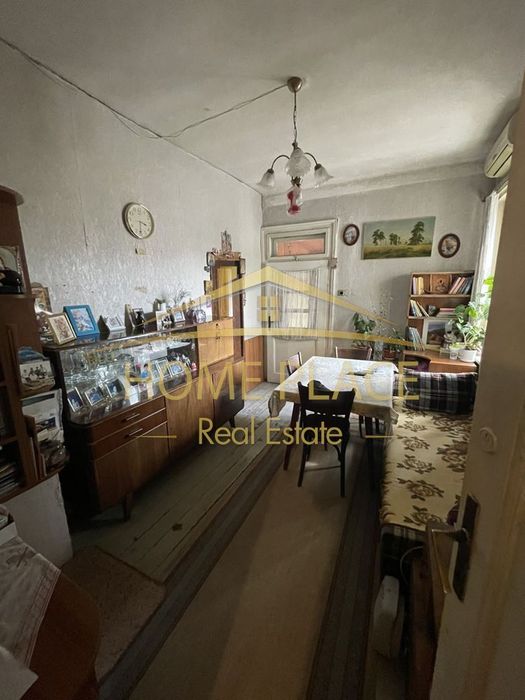 Продава се Тристаен апартамент в Варна, Център - 119 кв.м за 2513 €/кв.м - Снимка #3