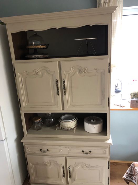 Vând vitrina recondiționată