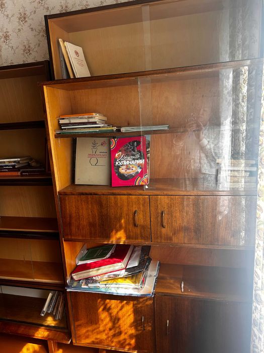 Продам полки книжные советские срочно