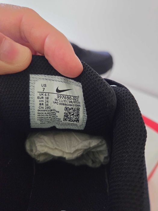 Дамски маратонки Nike