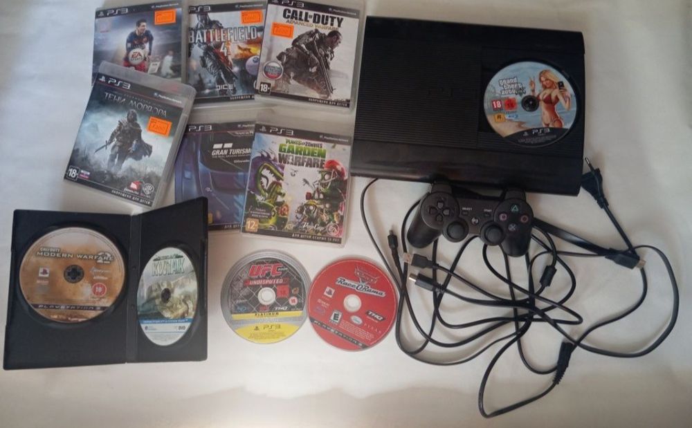 Ps3 прошита+11 дисков дёшево продаю