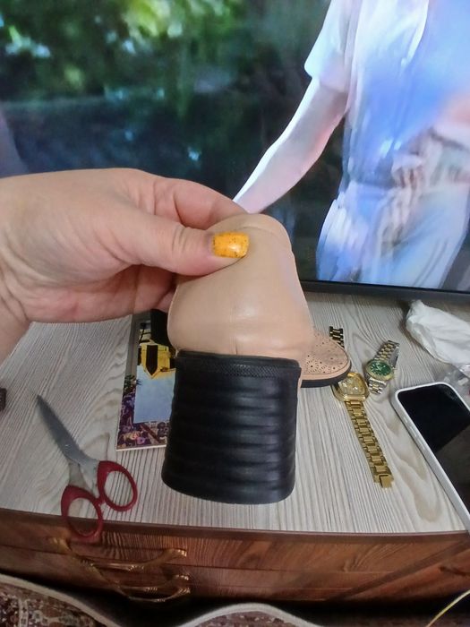 Женские туфли  из