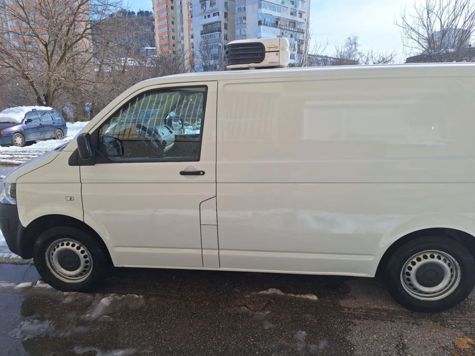 Фолксваген Т6 2.0 ,102 к.с.Хладилен (минусов)