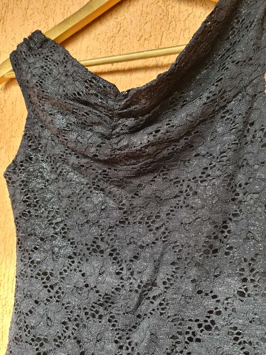 rochie neagra marimea  M / 38