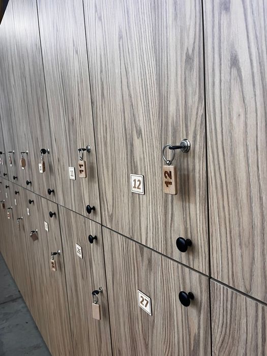 Продам шкафы для гардероба