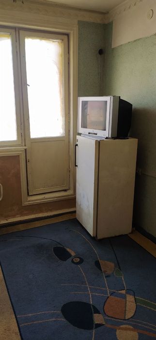 Продаётся 1/5/9 ( быв. общежитие)