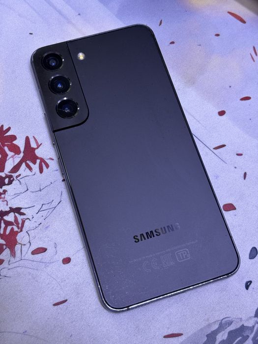 samsung s22 128ГБ срочно