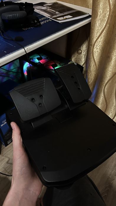 Игровой руль SVEN GC-W750