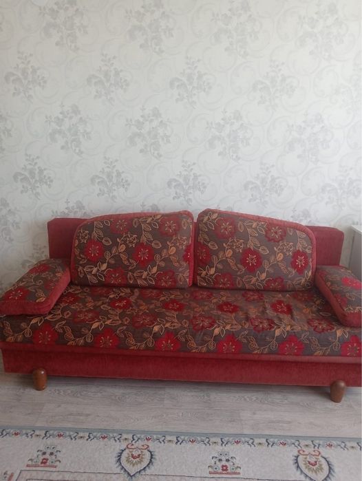 Продам тахту мини диван