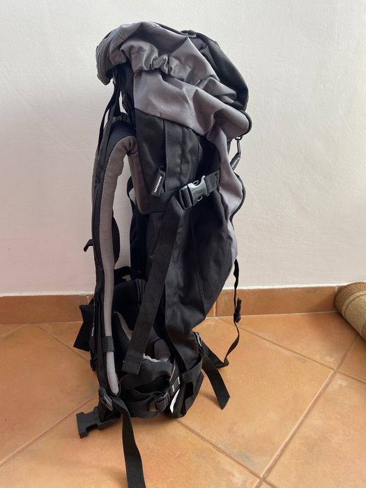 Rucsac drumetie , cu cadru