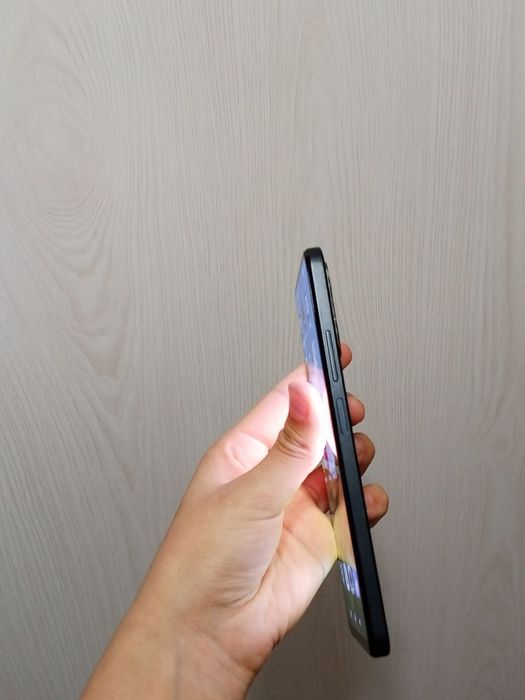 Redmi Note 12 6GB qora rangidam