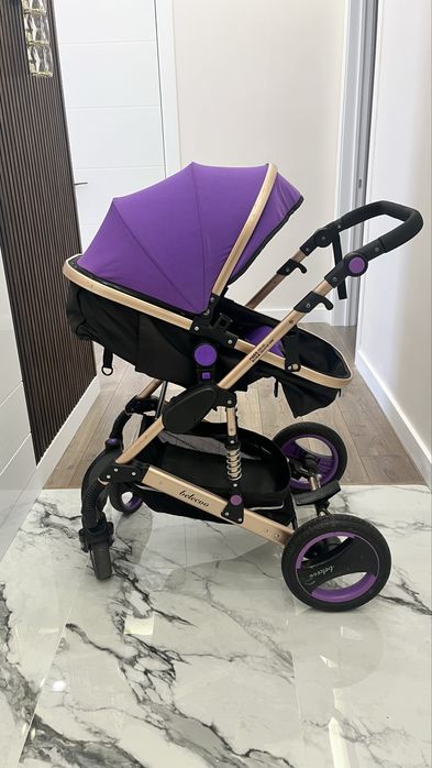 Детская коляска фирмы BELECO
