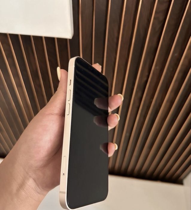 Продам Iphone 13  128gb 5G