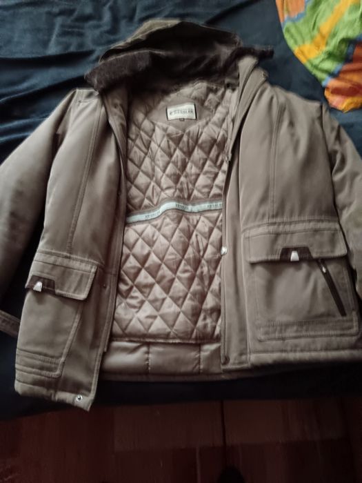 Geacă NOUĂ excepționalà