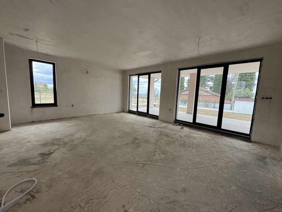 Продава се Къща в с. Дълбоки, Област Стара Загора - 150 кв.м за 1200 €/кв.м - Снимка #2