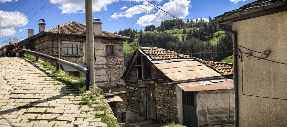 Продава се Къща в с. Забърдо, Област Смолян - 540 кв.м за 80 €/кв.м - Снимка #5