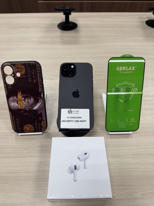 Айфон 15 256ГБ 88%/iPhone 15 256GB 88%