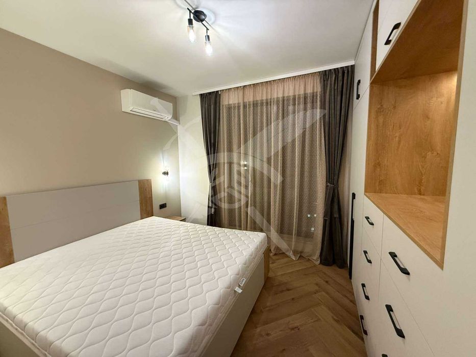 Двустаен апартамент - кв. Тракия - 11857871