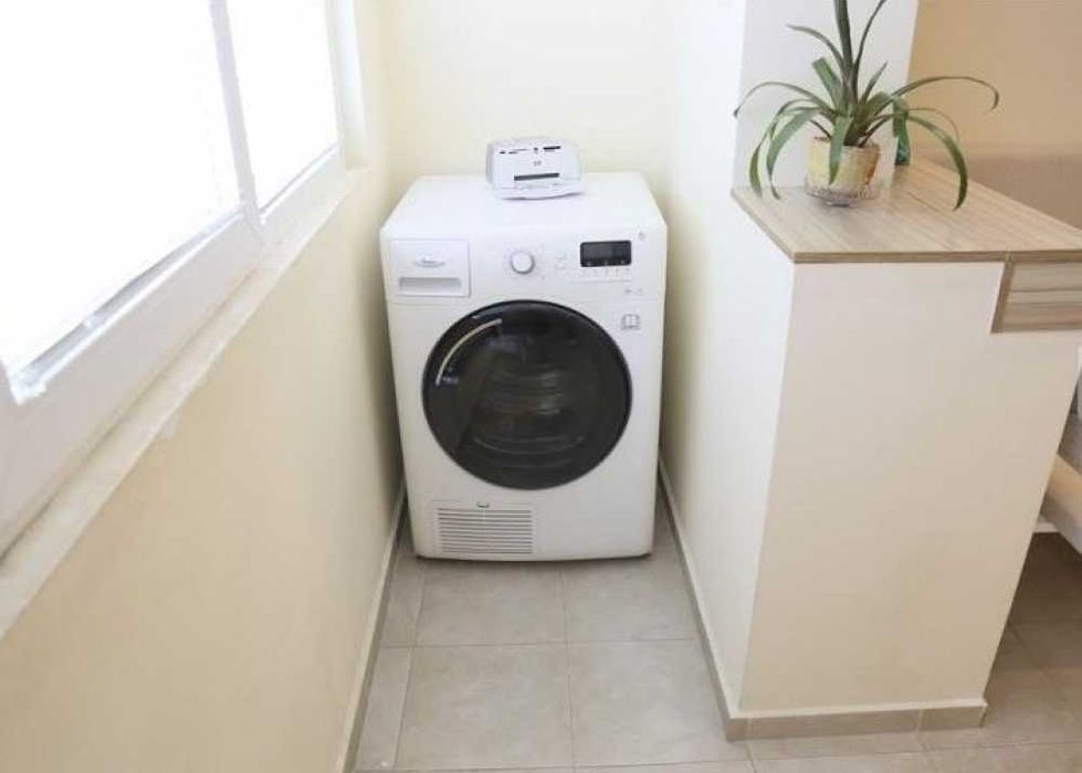 Продава се Двустаен апартамент в София, Гоце Делчев - 66 кв.м за 2046 €/кв.м - Снимка #1