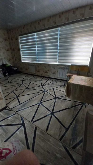 Новостройка 2 хонали 2-этаж девор ғиштдан евроремонт қилинган квартира