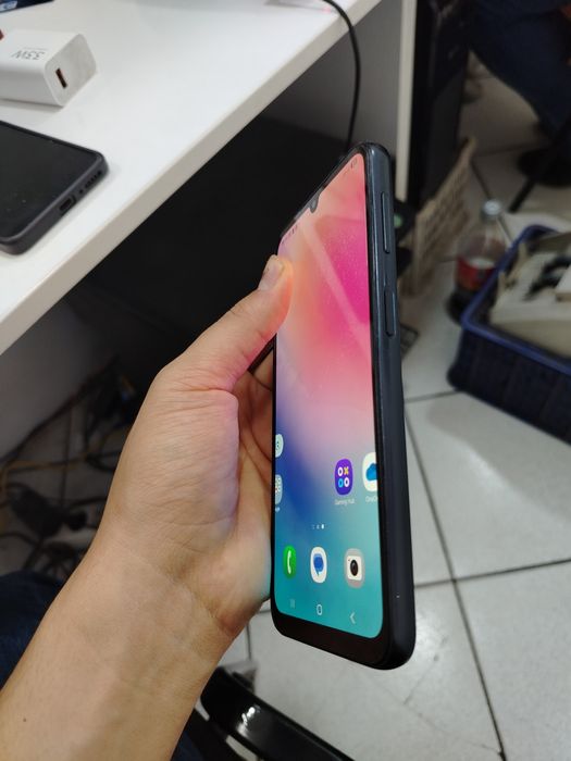 Samsung a24 128 Gb ideal usta kormagan