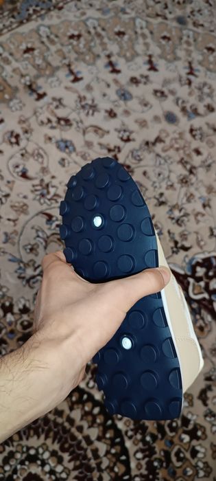 Arzon narxlarda sifatli krossovka sotib olishga ulguring