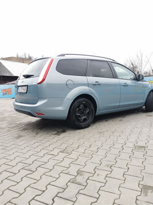 De vanzare ford focus 2010