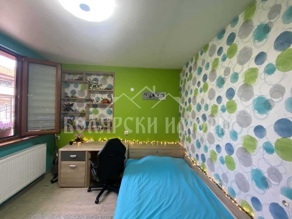 Продава се Къща в Дебелец - 110 кв.м за 1955 €/кв.м - Снимка #11