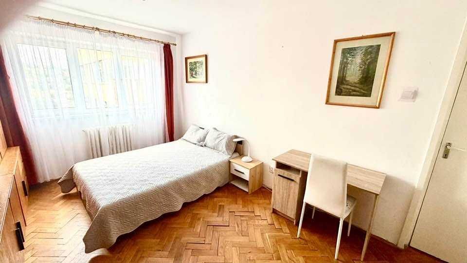 Apartament 3 camere de inchiriat Aleea Cornisa