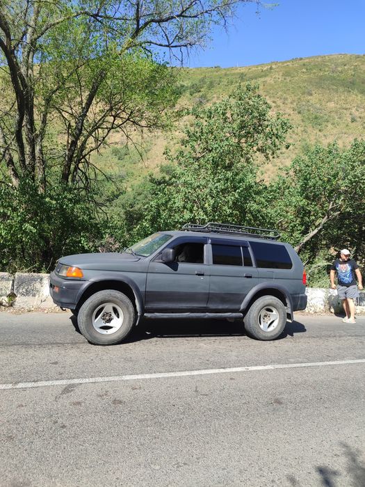 Mitsubishi Montero sport 1996