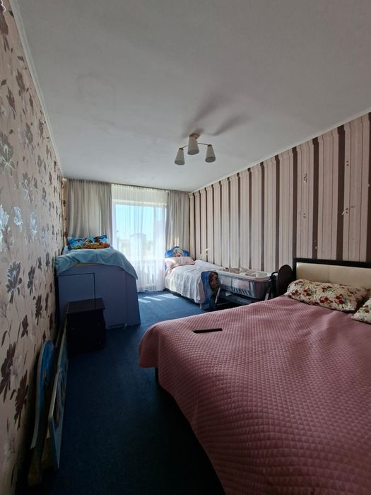 Продам 2 ком квартиру.