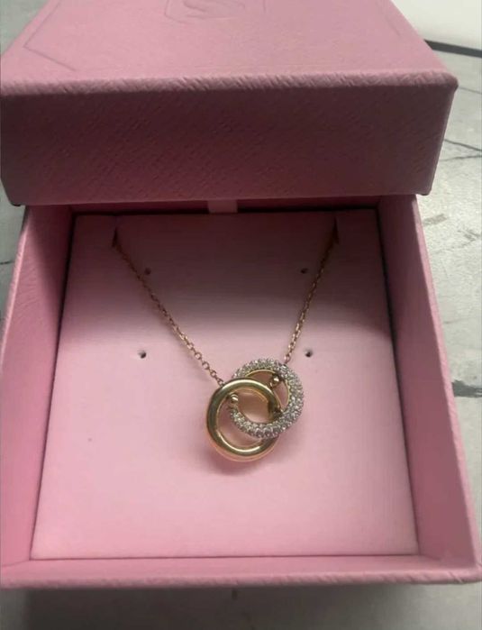 Колие Сваровски изпозвано swarovski Dexter колие