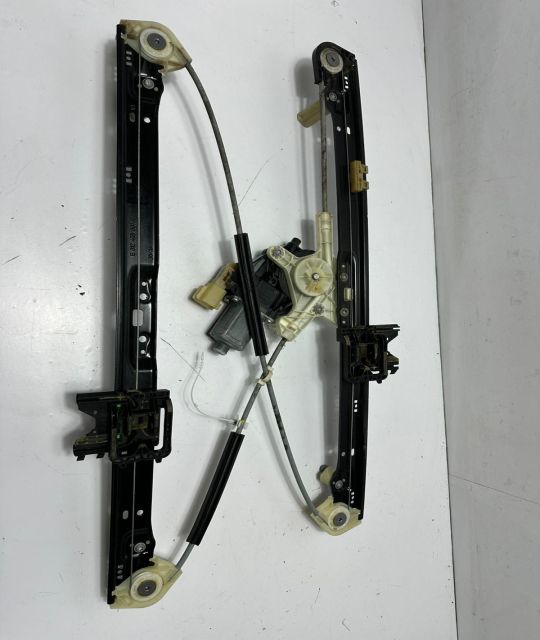 Macara geam stanga spate Dk6227001af Land Rover Range Rover Sport a 2