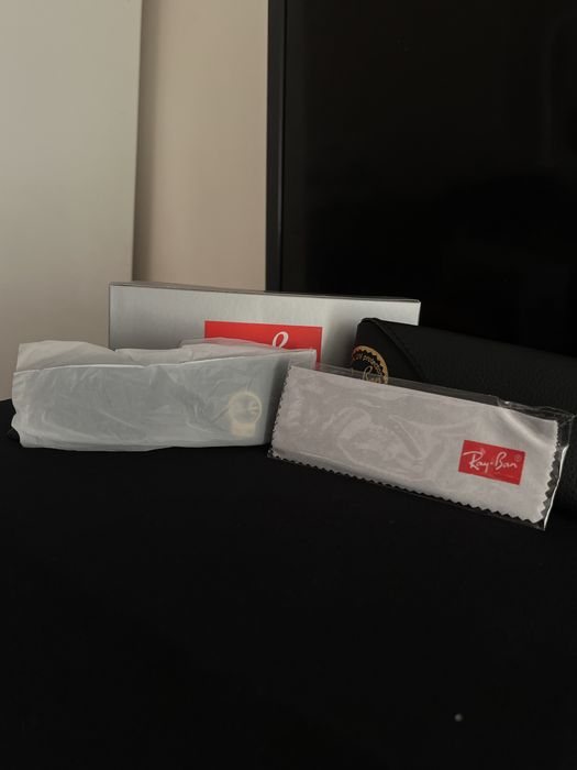 Ochelari Ray-ban de soare