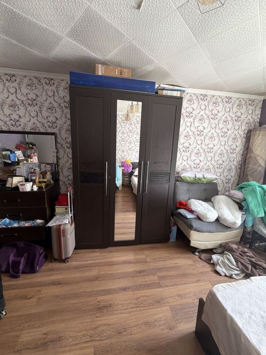Срочно продам шкаф