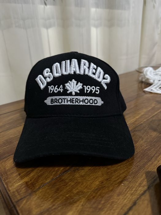 Sapca dsquared neagra