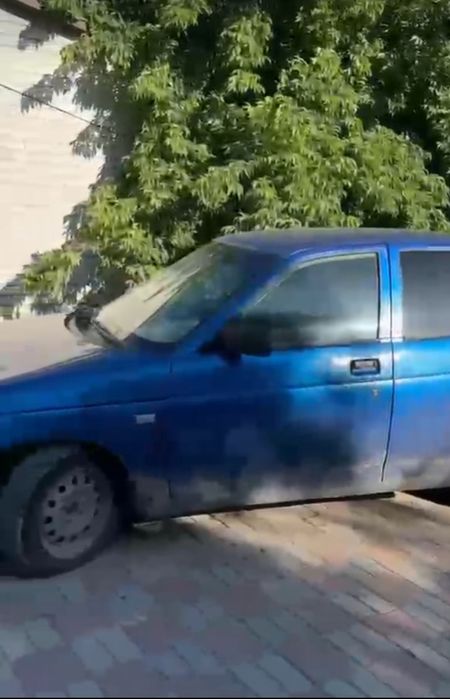 Продам машину ваз 2110