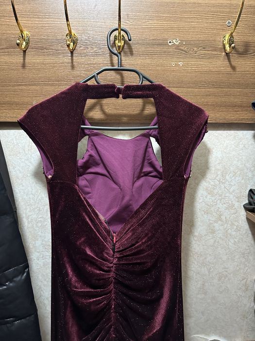 Продам вечерный платья за 5000 тг!