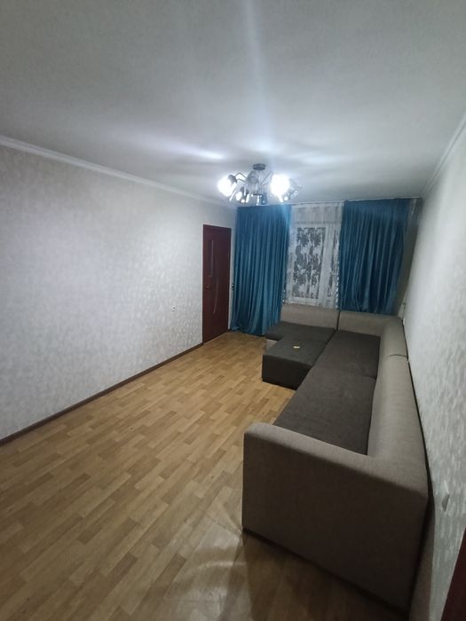 2х комн кв в 4 мкр 21д 4эт