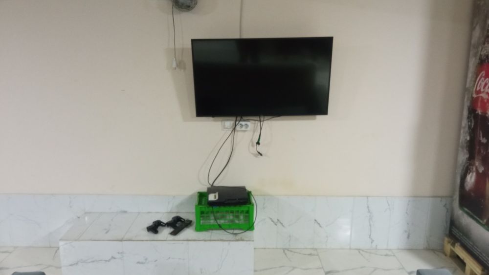 20 мата кампютер, и 2 та Плейстейшен 3.биргаликда сотилади