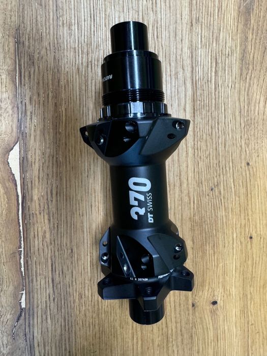 Butuc spate DT 350 12/148 boost nou caseta sram