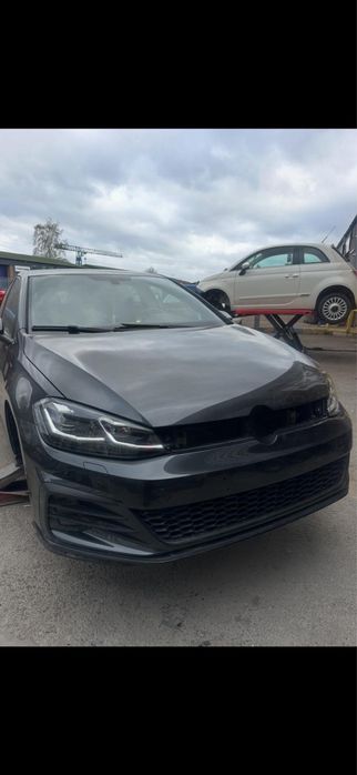 Vand. Bara fata golf7.5 2018 + faruri si aripi fata stanga +dreapta