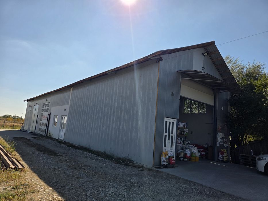 Spatiu comercial de închiriat