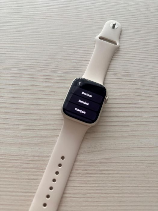 Apple Watch Seria 7 Starlight 45 mm