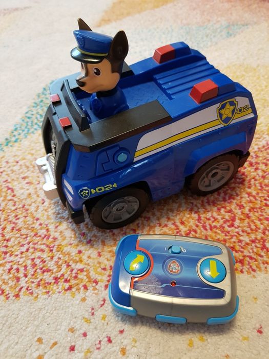Mașinuță PAW Patrol Chase cu telecomandă