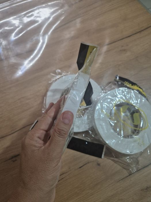 Двухсторонний скотч