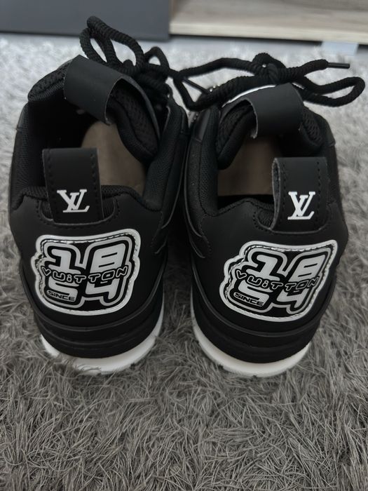 Louis Vuitton skate 45