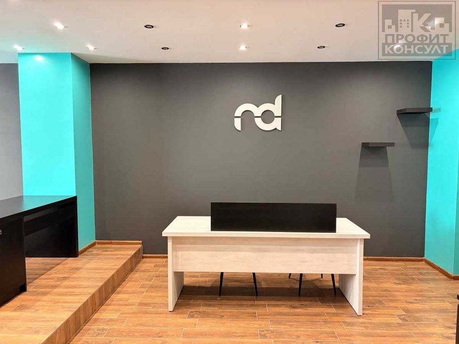 Дава се под наем Офис в Велико Търново, Център - 51 кв.м за 548.25 € - Снимка #1