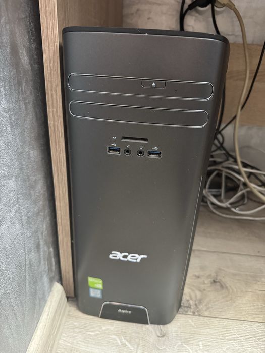 Пълен PC сетъп за игри/учене