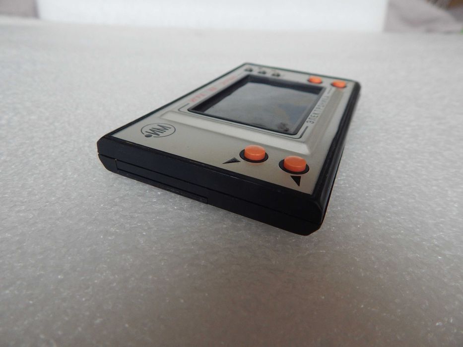 Ретро Игра Руска Електроника Падащи Метероиди